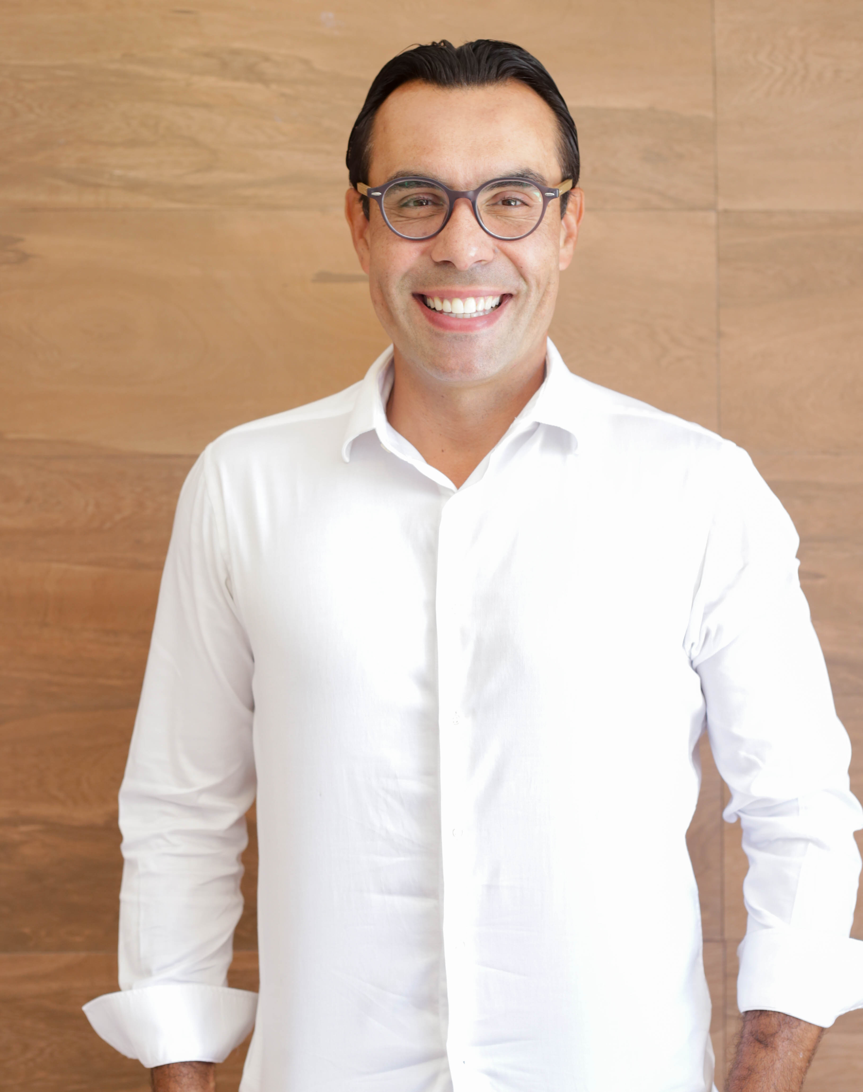 Prof. Thiago de Melo